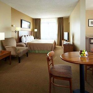 Queen Suite